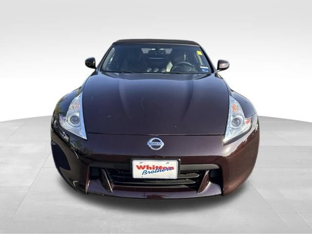 Used 2010 Nissan 370Z Touring RWD image 11