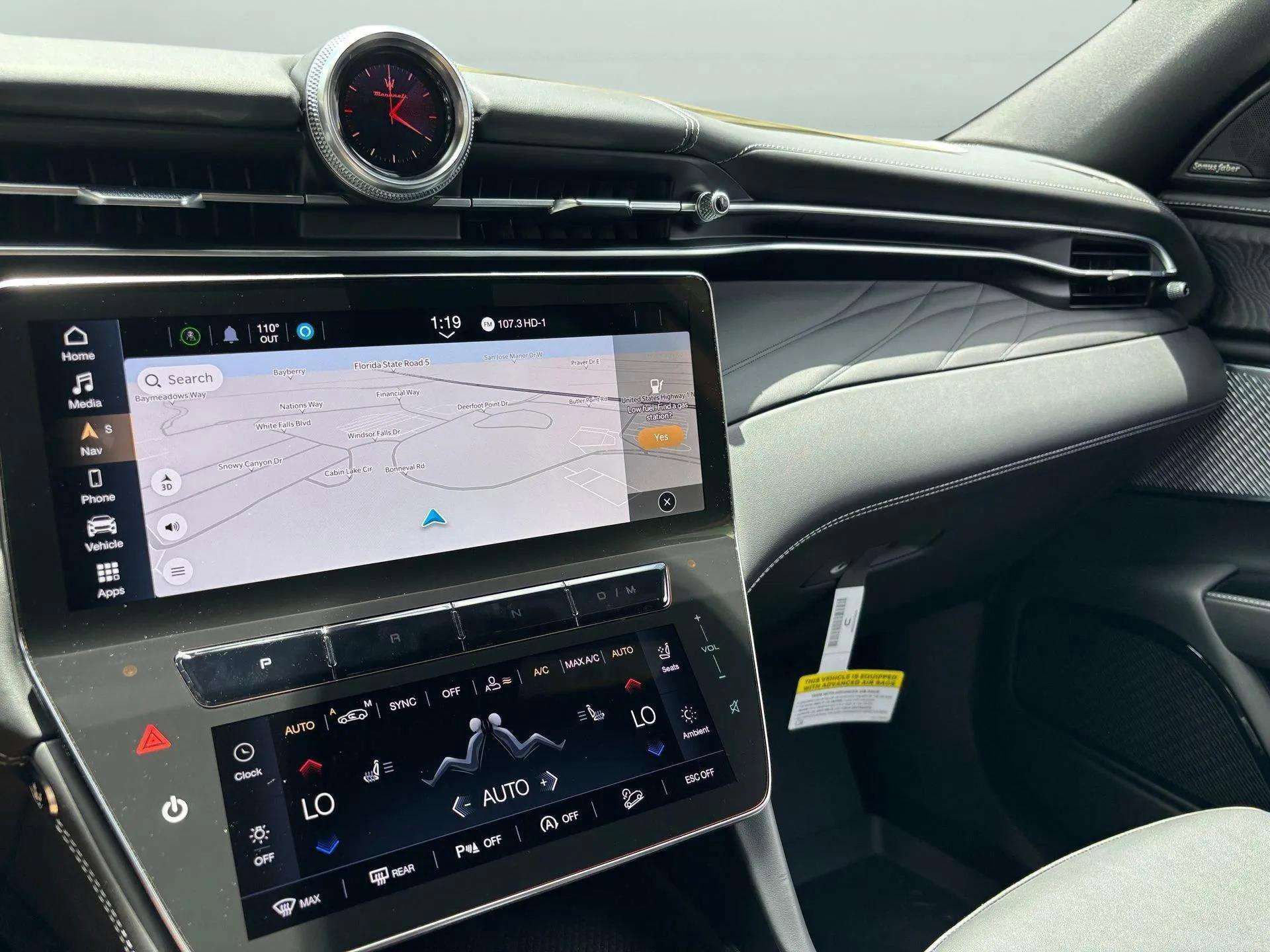 New 2025 Maserati Grecale GT image 27