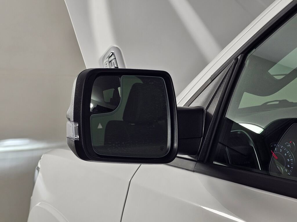 New 2026 RAM 1500 Big Horn AWD/4WD image 13