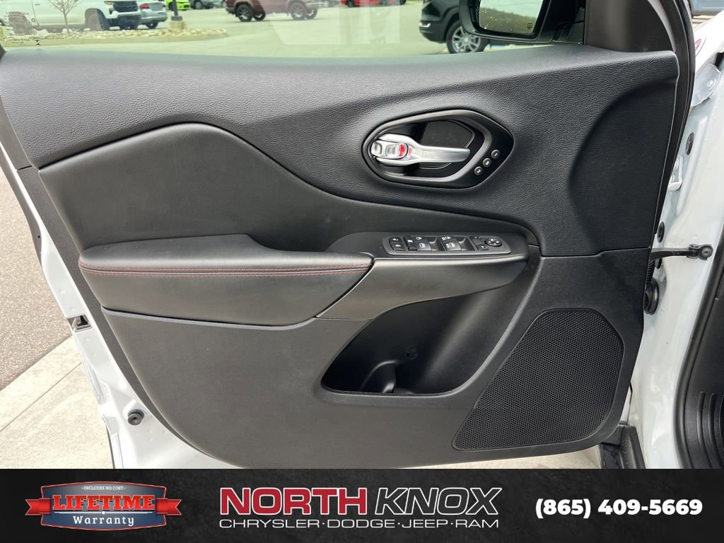 Used 2022 Jeep Cherokee Trailhawk w/ Sun, Sound & Nav Group image 5