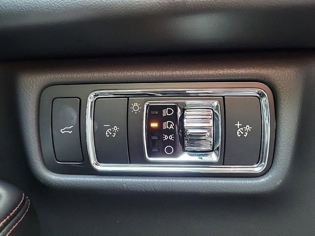 Certified 2024 Lincoln Aviator 2WD w/ Premium Package image 25