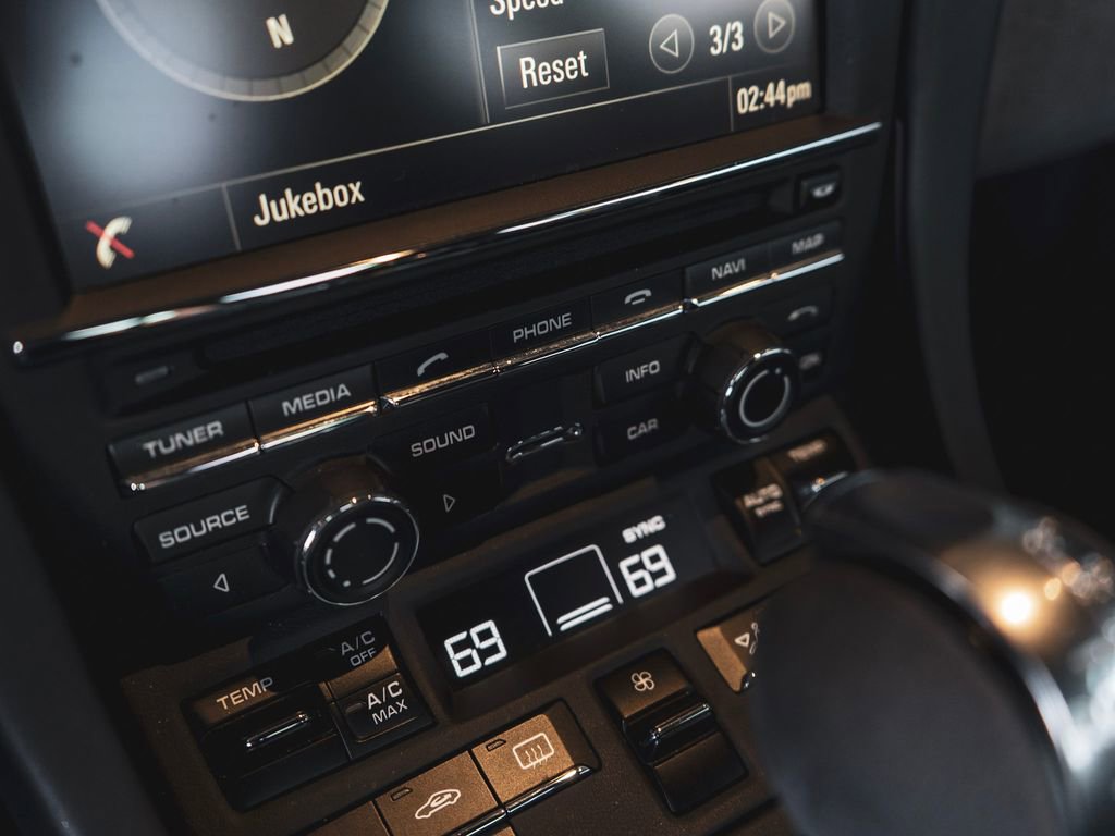 Used 2015 Porsche 911 GT3 image 26