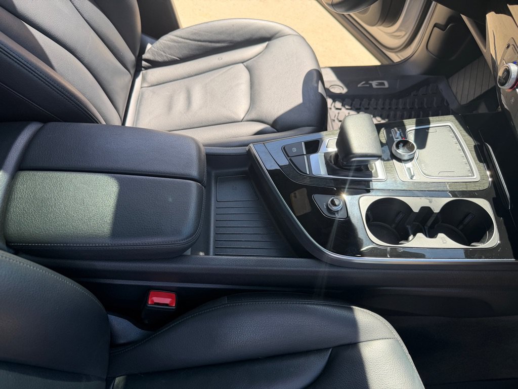 Used 2019 Audi Q7 3.0T Premium w/ Convenience Package AWD/4WD image 28