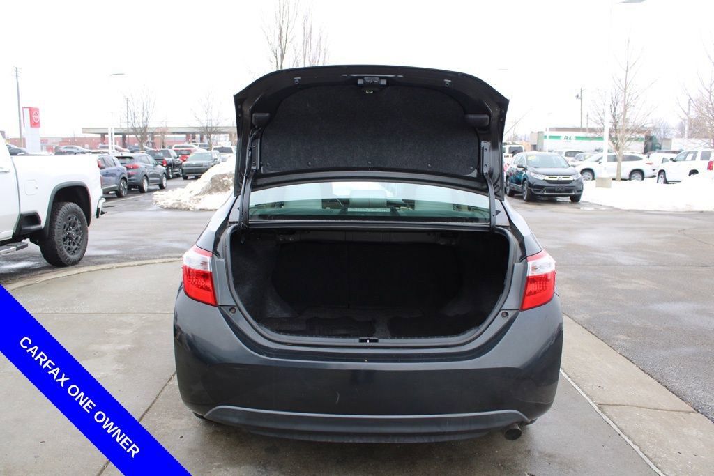 Used 2014 Toyota Corolla LE image 9