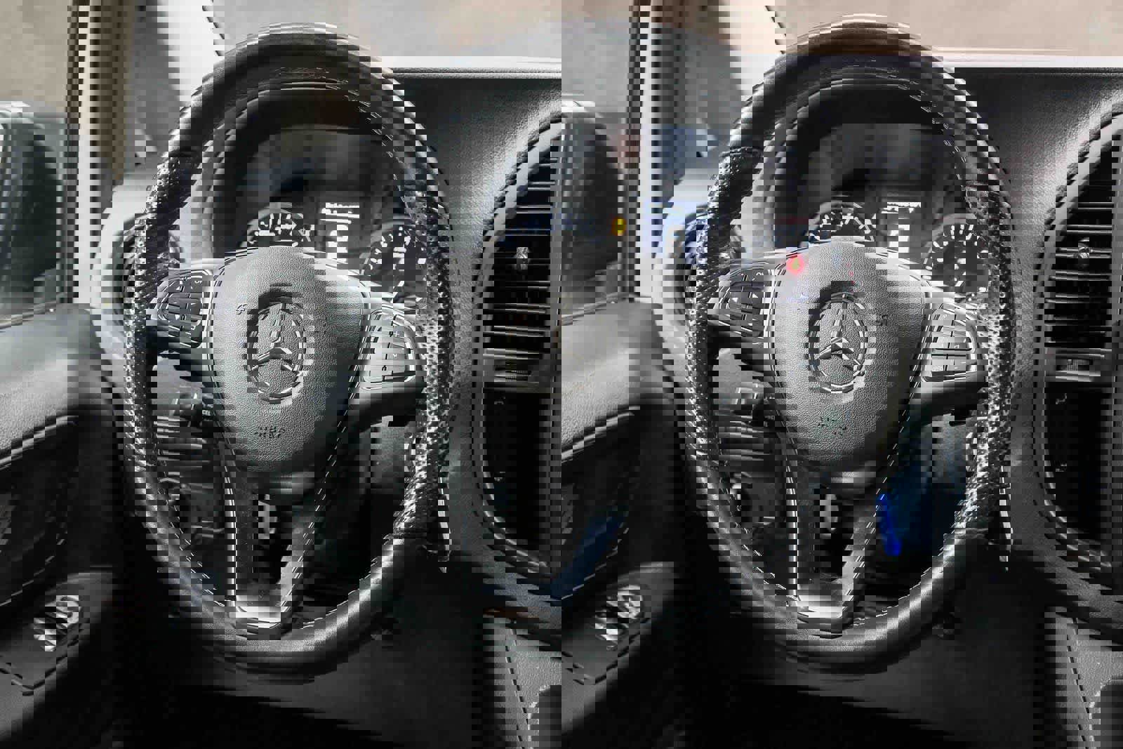 Used 2023 Mercedes-Benz Metris Passenger image 15