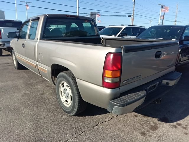 Used 2002 Chevrolet Silverado 1500 LS w/ Heavy Duty Suspension Pkg RWD image 3