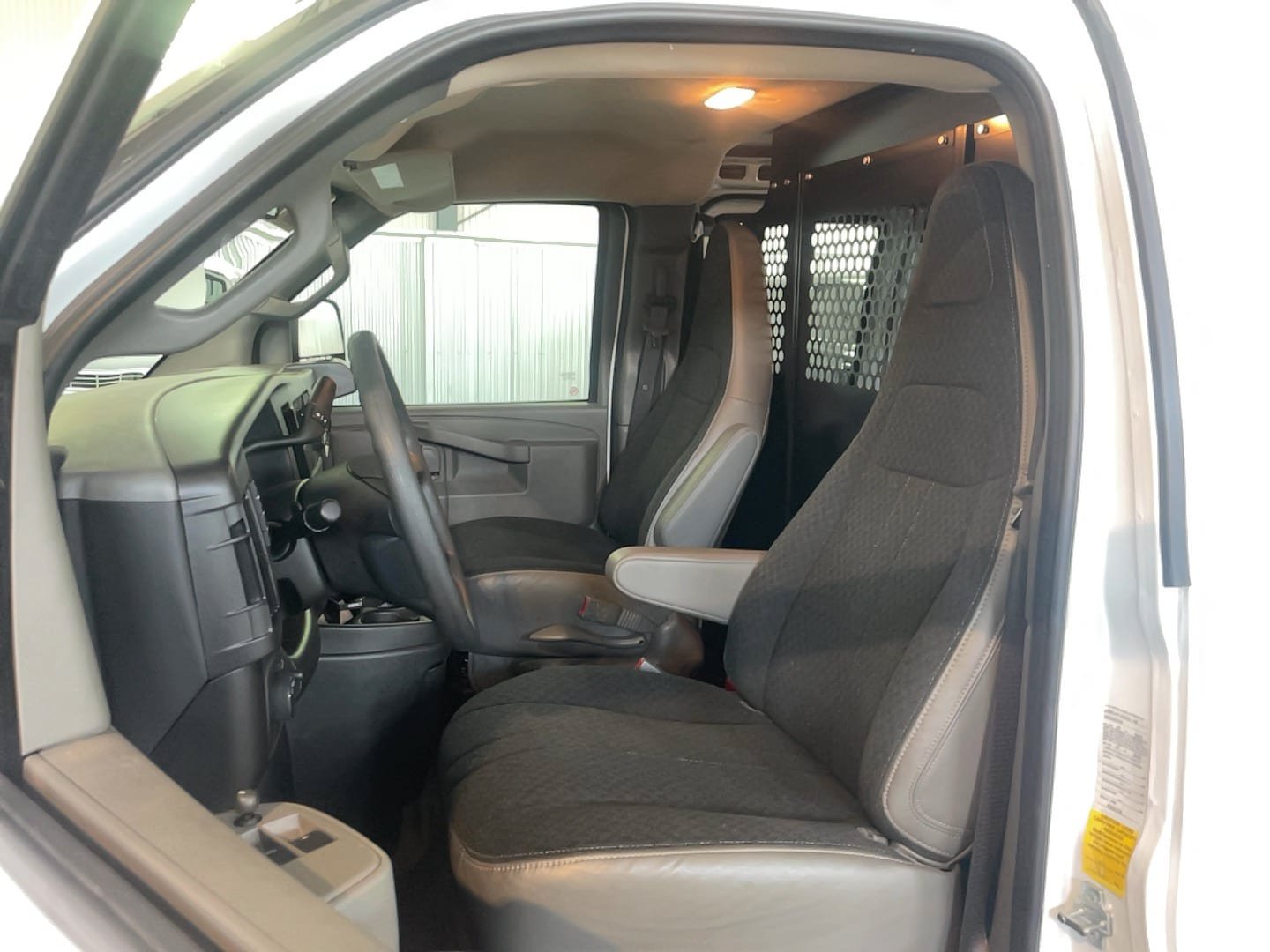 Used 2025 Chevrolet Express 2500 w/ Driver Convenience Package RWD image 15