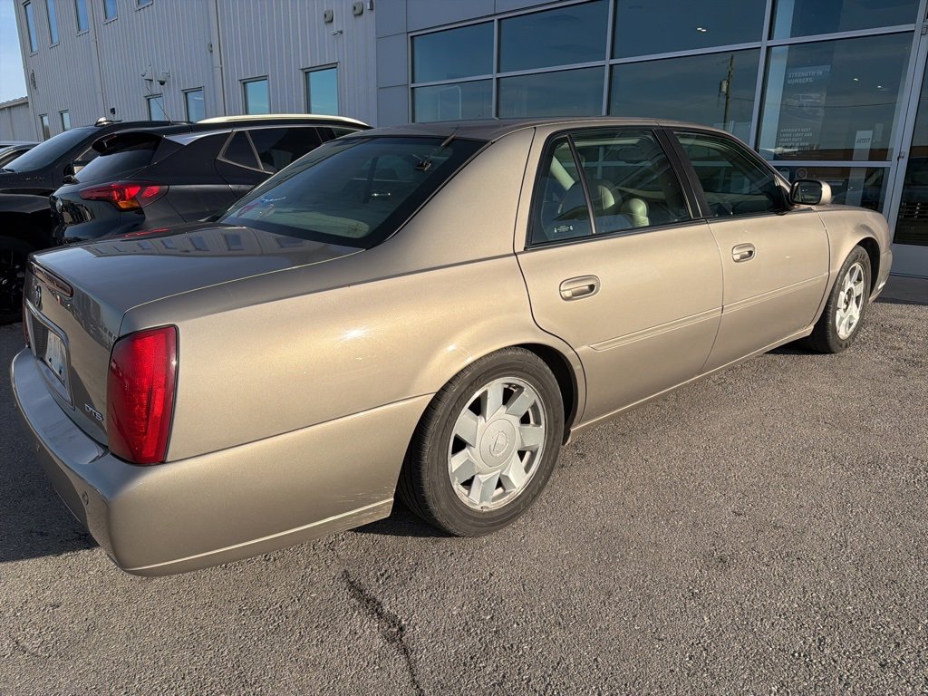 Used 2002 Cadillac De Ville DTS w/ Premium Equipment Pkg image 5