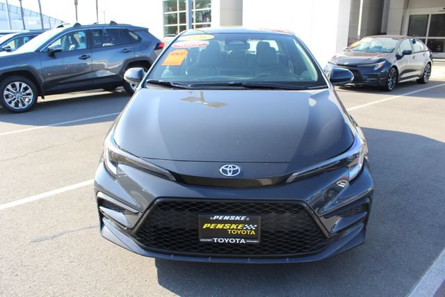 Certified 2026 Toyota Corolla SE FWD image 3