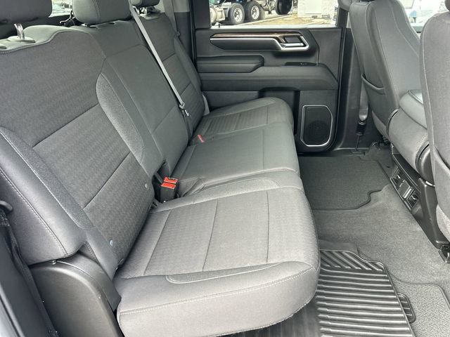 Used 2025 Chevrolet Silverado 2500 LT w/ Convenience Package image 14