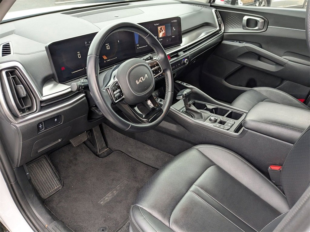 Used 2024 Kia Sorento S image 20