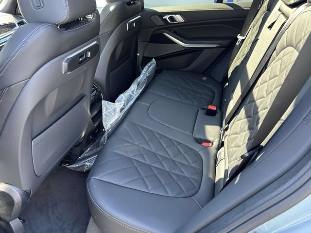 New 2026 BMW X5 xDrive40i w/ M Sport Package AWD/4WD image 8