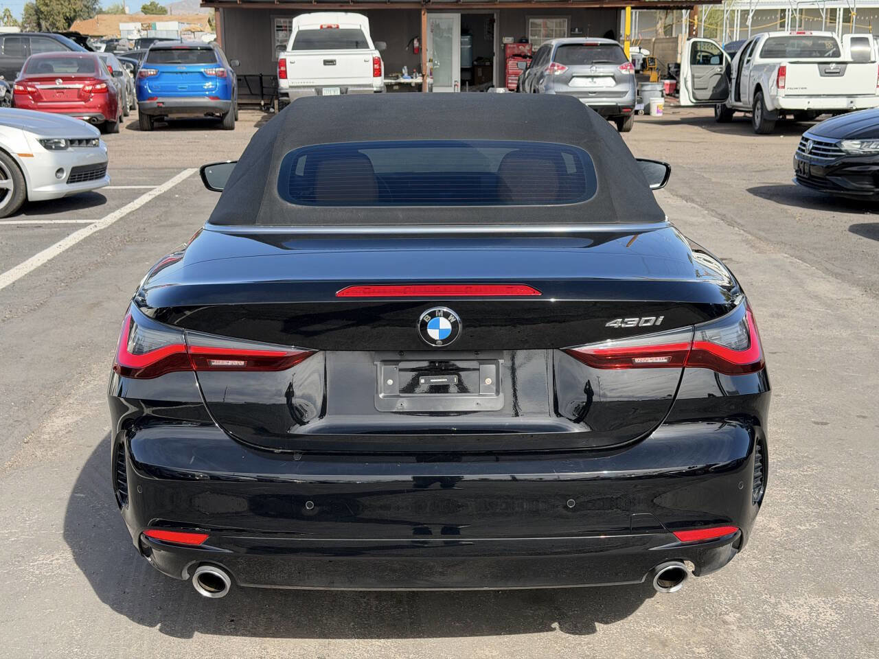 Used 2024 BMW 430i Convertible w/ Convenience Package image 10