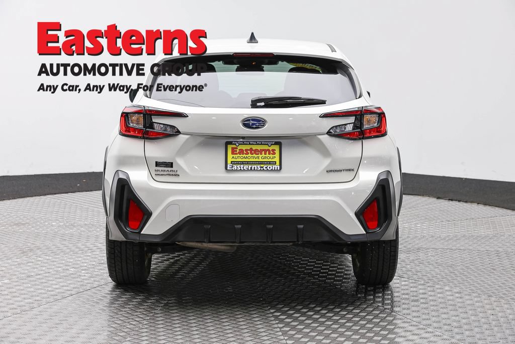 Used 2024 Subaru Crosstrek 2.0i AWD/4WD image 6