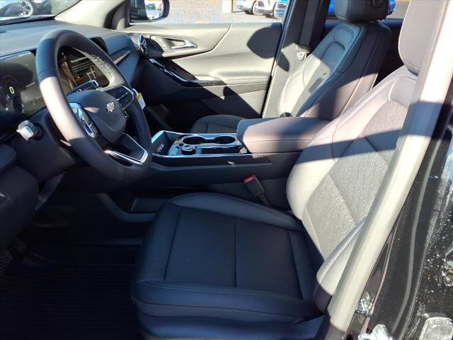 New 2026 Chevrolet Equinox LT w/ Convenience Package II FWD image 7