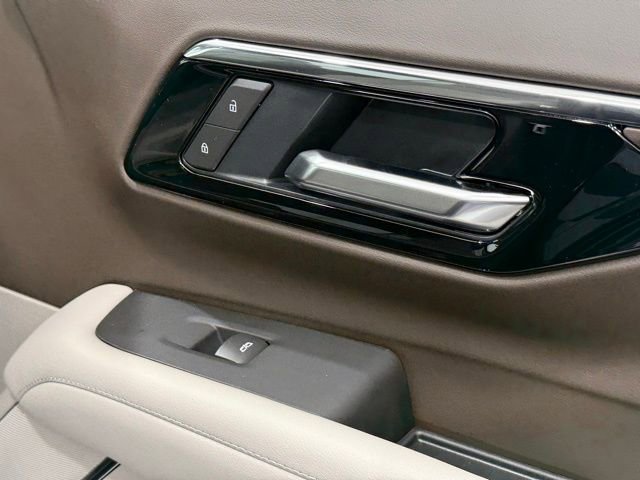 New 2026 Chevrolet Suburban LS w/ LPO, Dark Essentials Package image 24