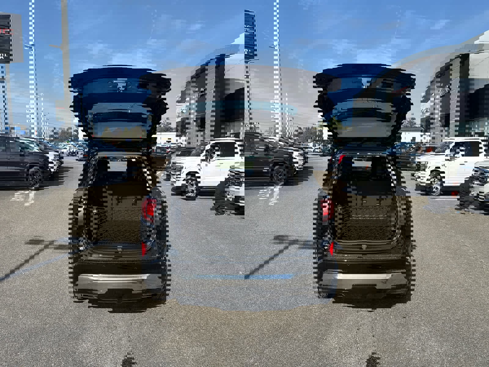 New 2026 GMC Terrain Denali w/ LPO, Floor Liner Package AWD/4WD image 10