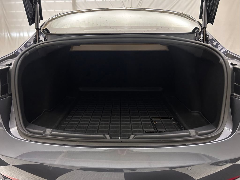 Used 2019 Tesla Model 3 Performance AWD/4WD image 9