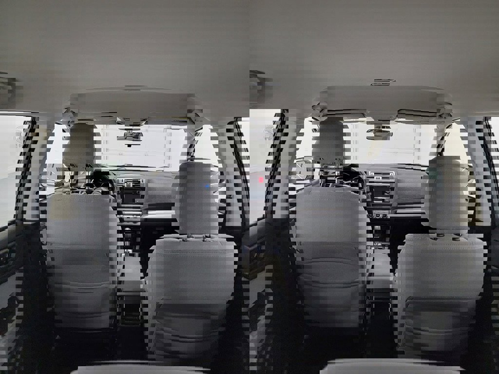 Used 2018 Subaru Outback 2.5i image 13