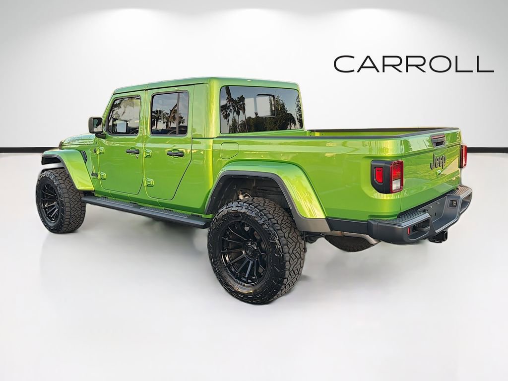 Used 2025 Jeep Gladiator Sport image 5