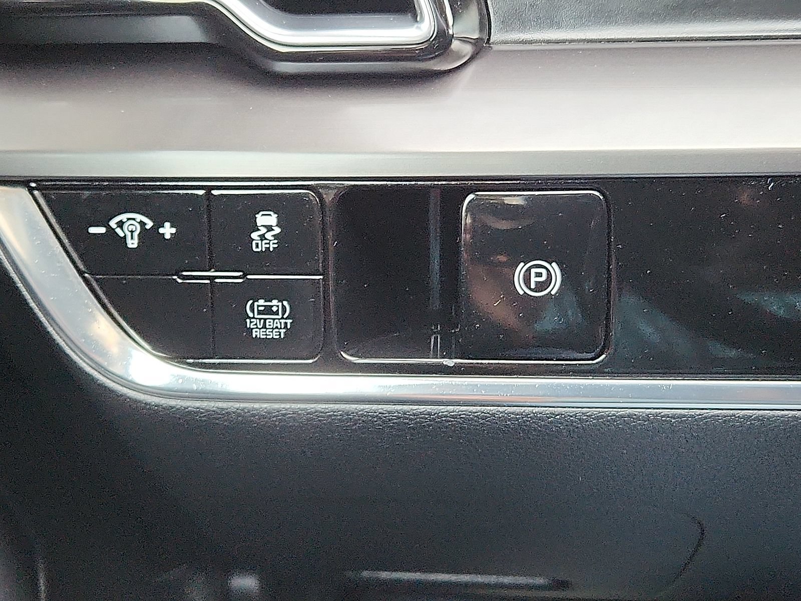 Used 2023 Kia Sportage EX AWD/4WD image 14