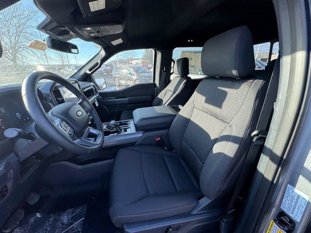 New 2026 Ford F150 XLT w/ Equipment Group 302A MID AWD/4WD image 9