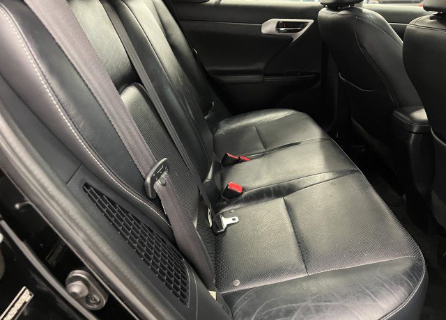 Used 2011 Lexus CT 200h Premium w/ Leather Pkg image 31