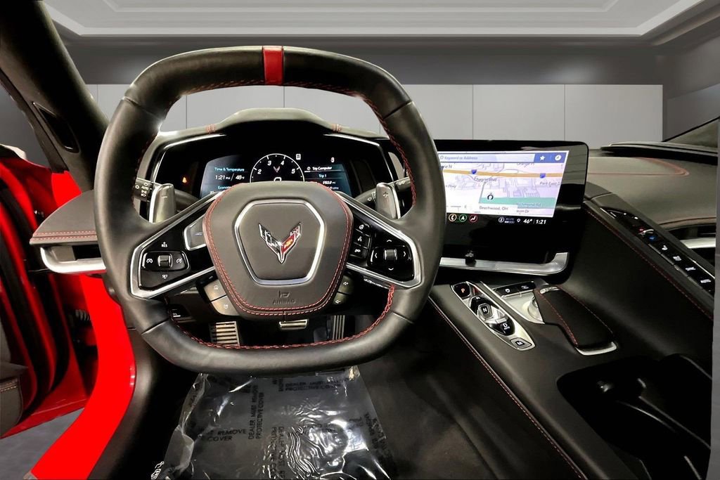 Used 2021 Chevrolet Corvette Stingray Premium Conv w/ Z51 Performance Package RWD image 7