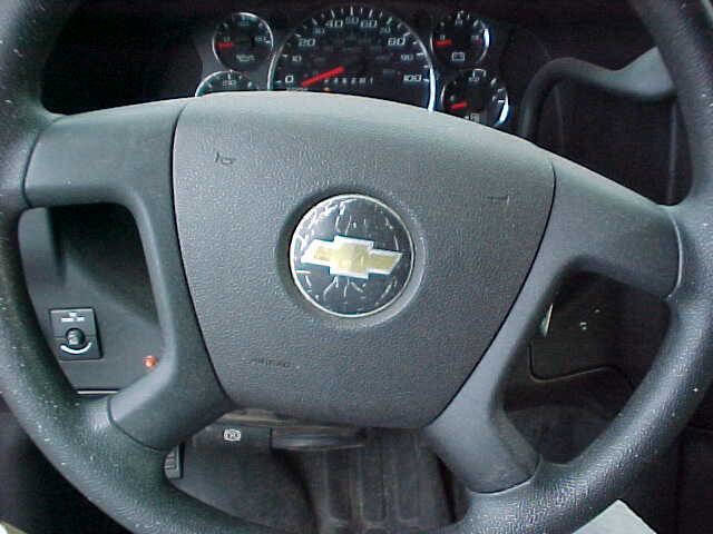 Used 2011 Chevrolet Express 3500 image 17