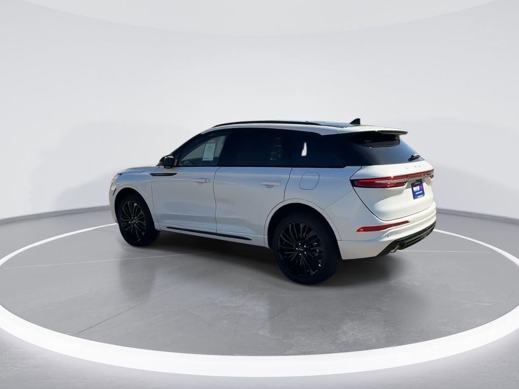 New 2026 Lincoln Corsair Reserve image 6