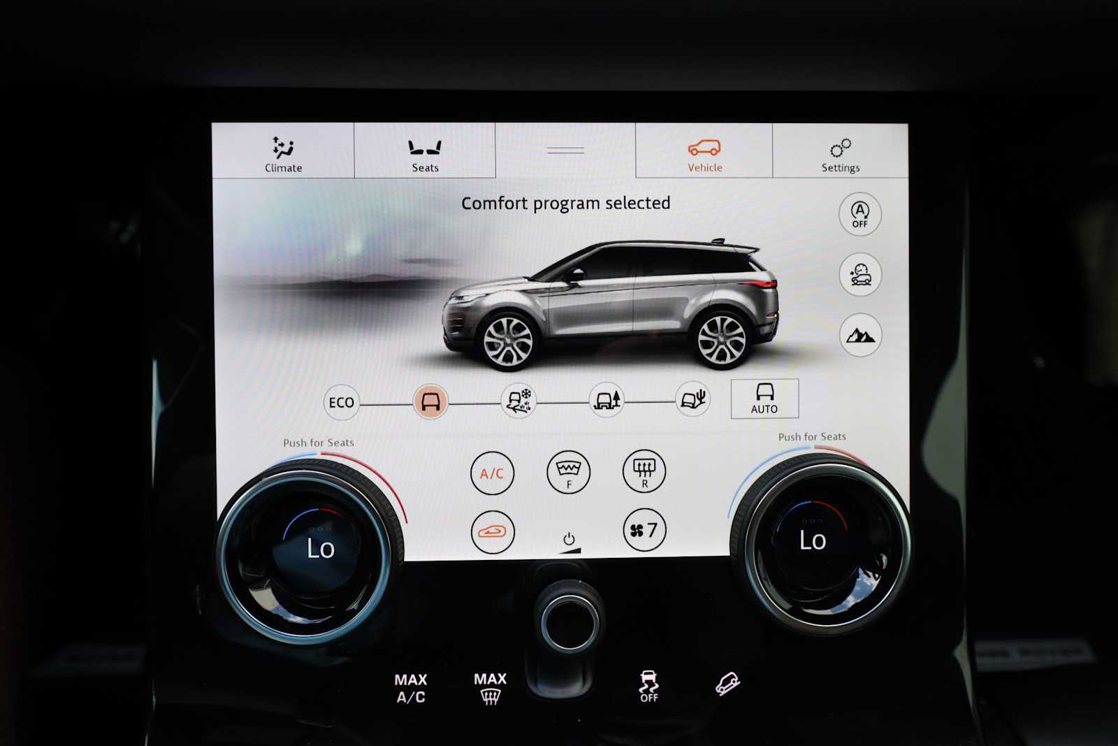 Used 2020 Land Rover Range Rover Evoque SE AWD/4WD image 25