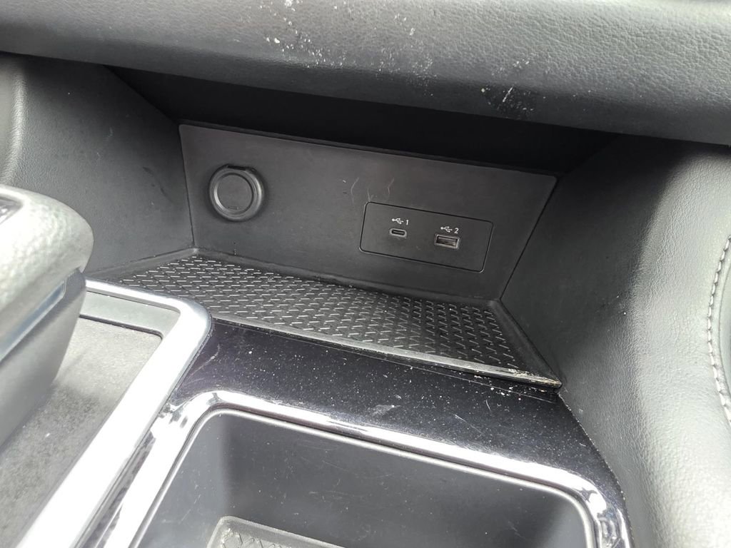 Used 2024 Nissan Pathfinder SV FWD image 22