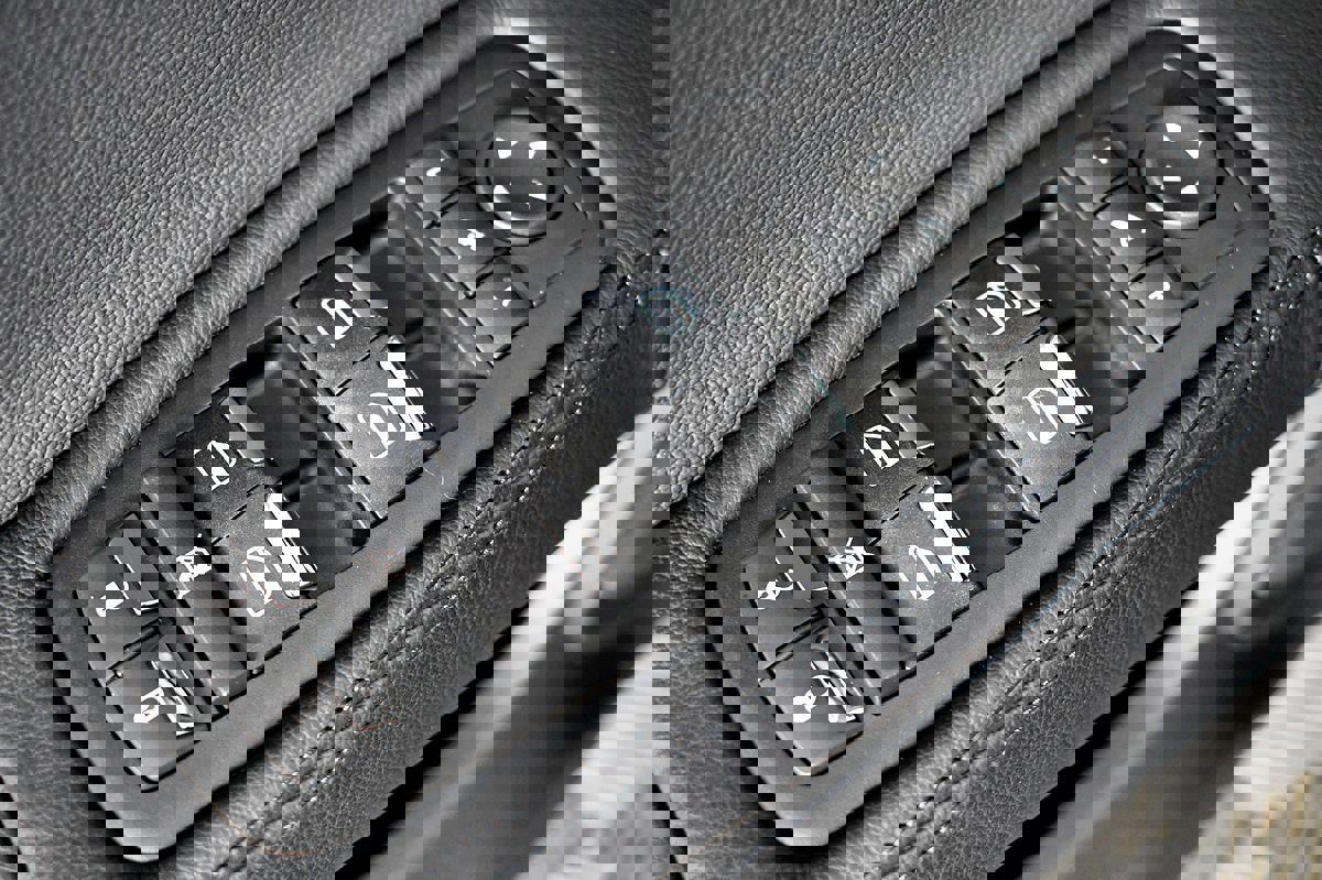 Used 2017 Maserati Ghibli image 28