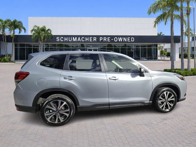 Used 2023 Subaru Forester Limited AWD/4WD image 8