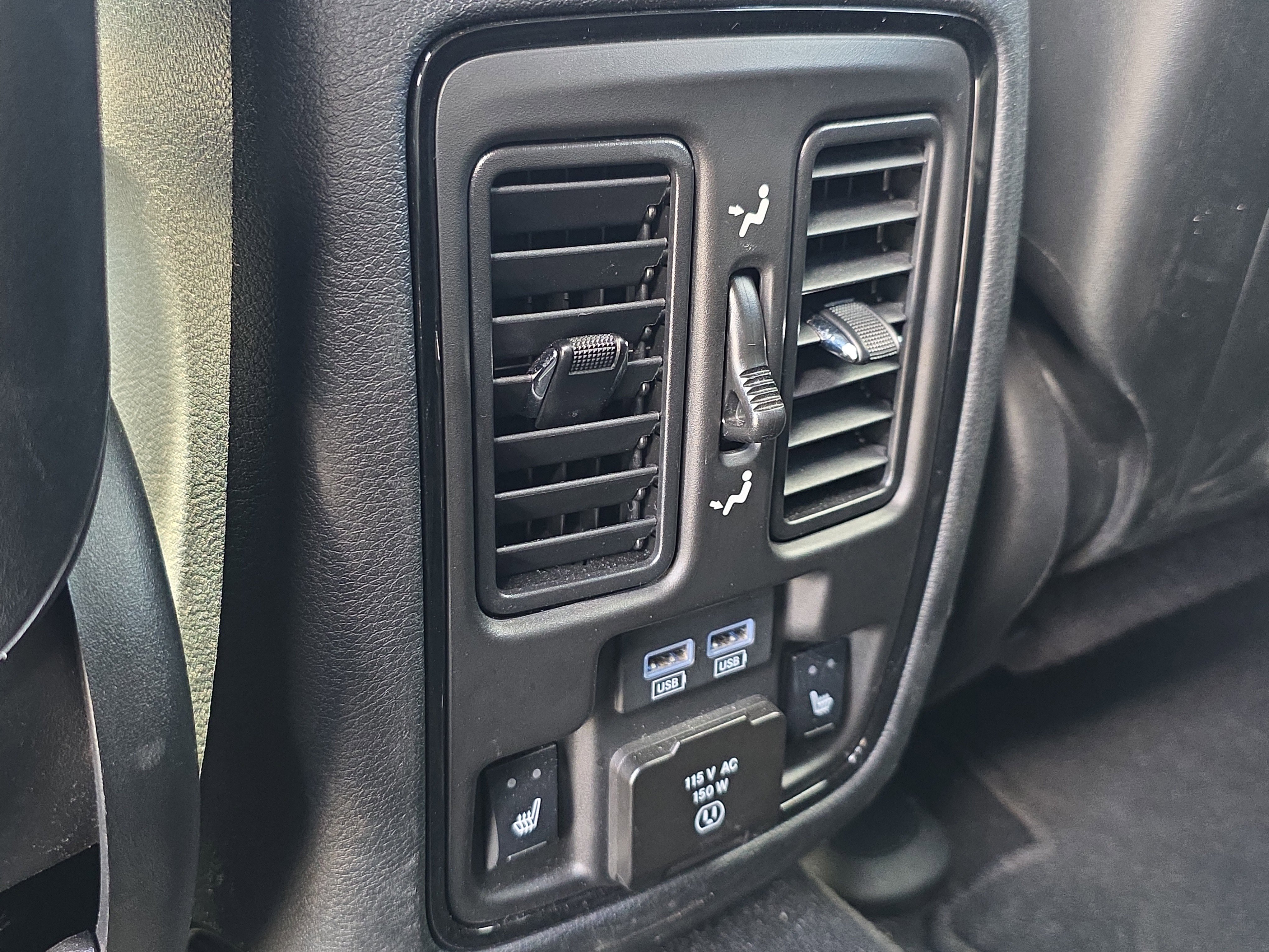 Used 2024 Dodge Durango GT image 19