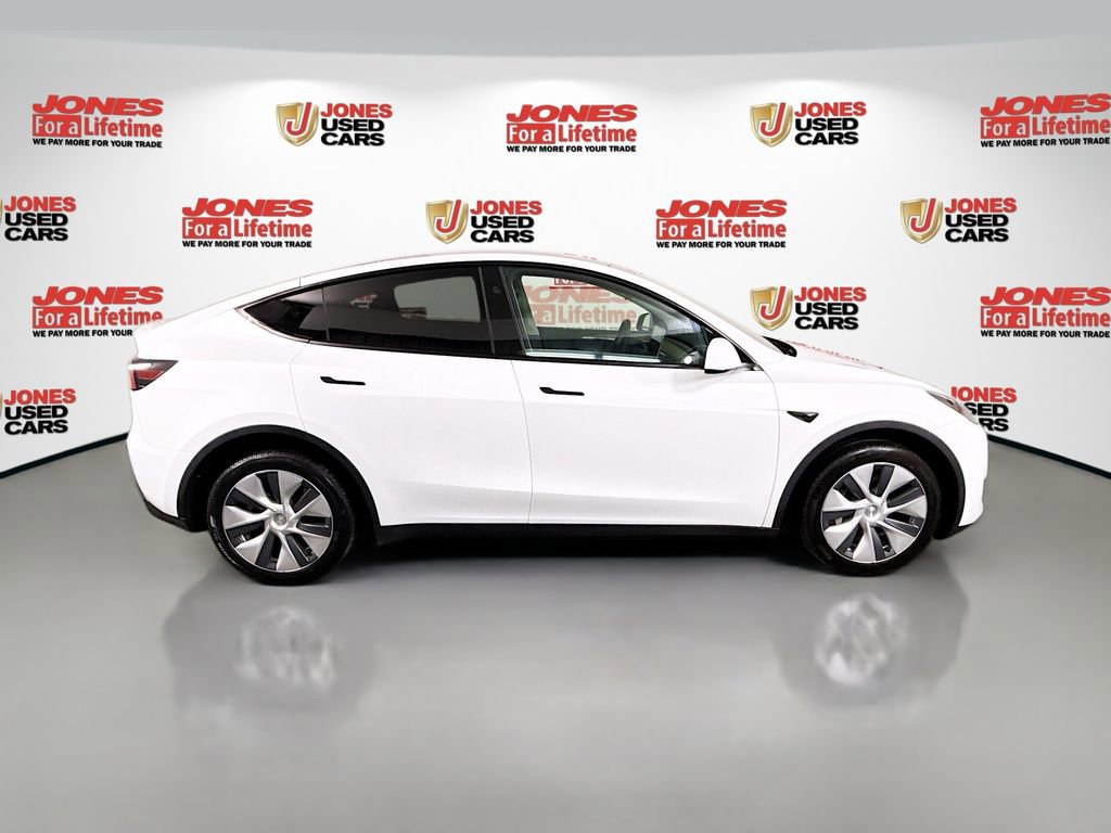 Used 2024 Tesla Model Y Long Range image 17