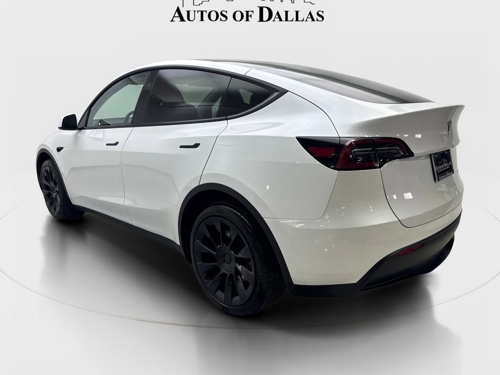 Used 2024 Tesla Model Y Long Range image 9