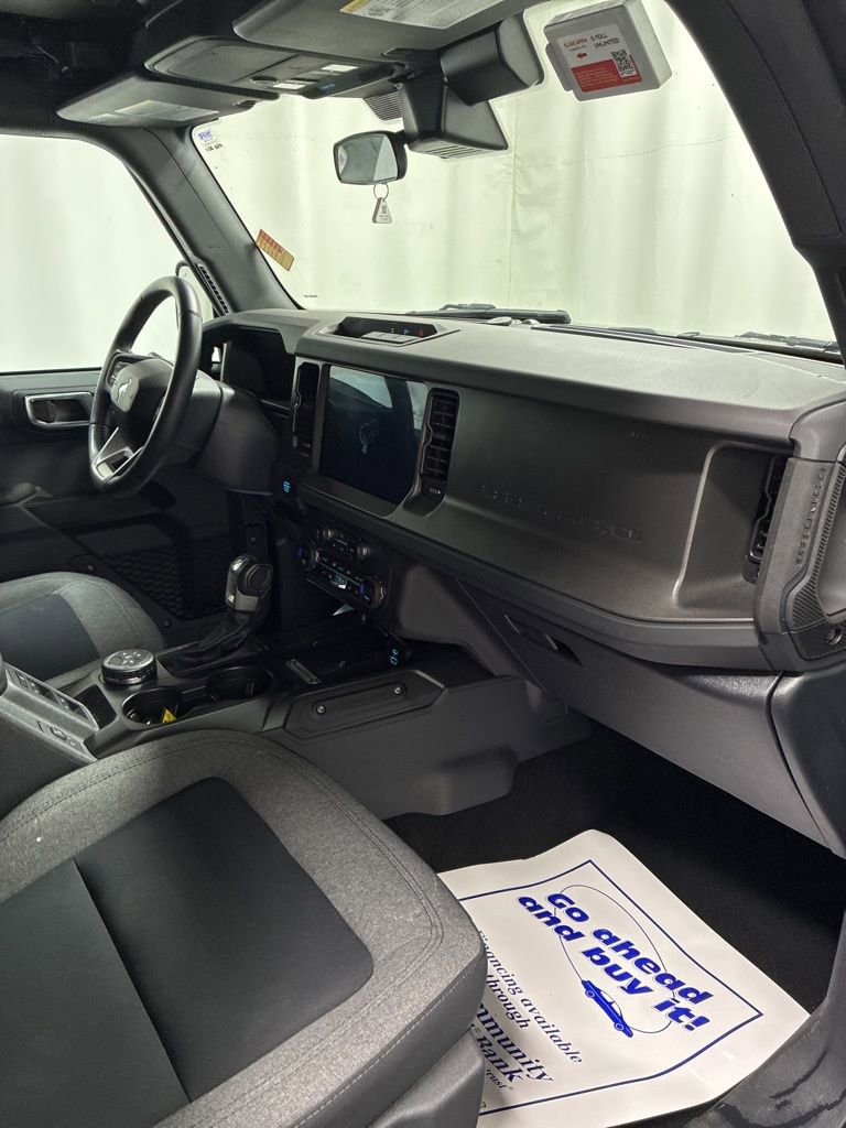 Used 2025 Ford Bronco Big Bend image 30