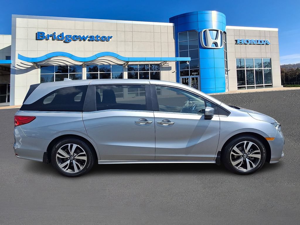 Used 2024 Honda Odyssey Touring image 7
