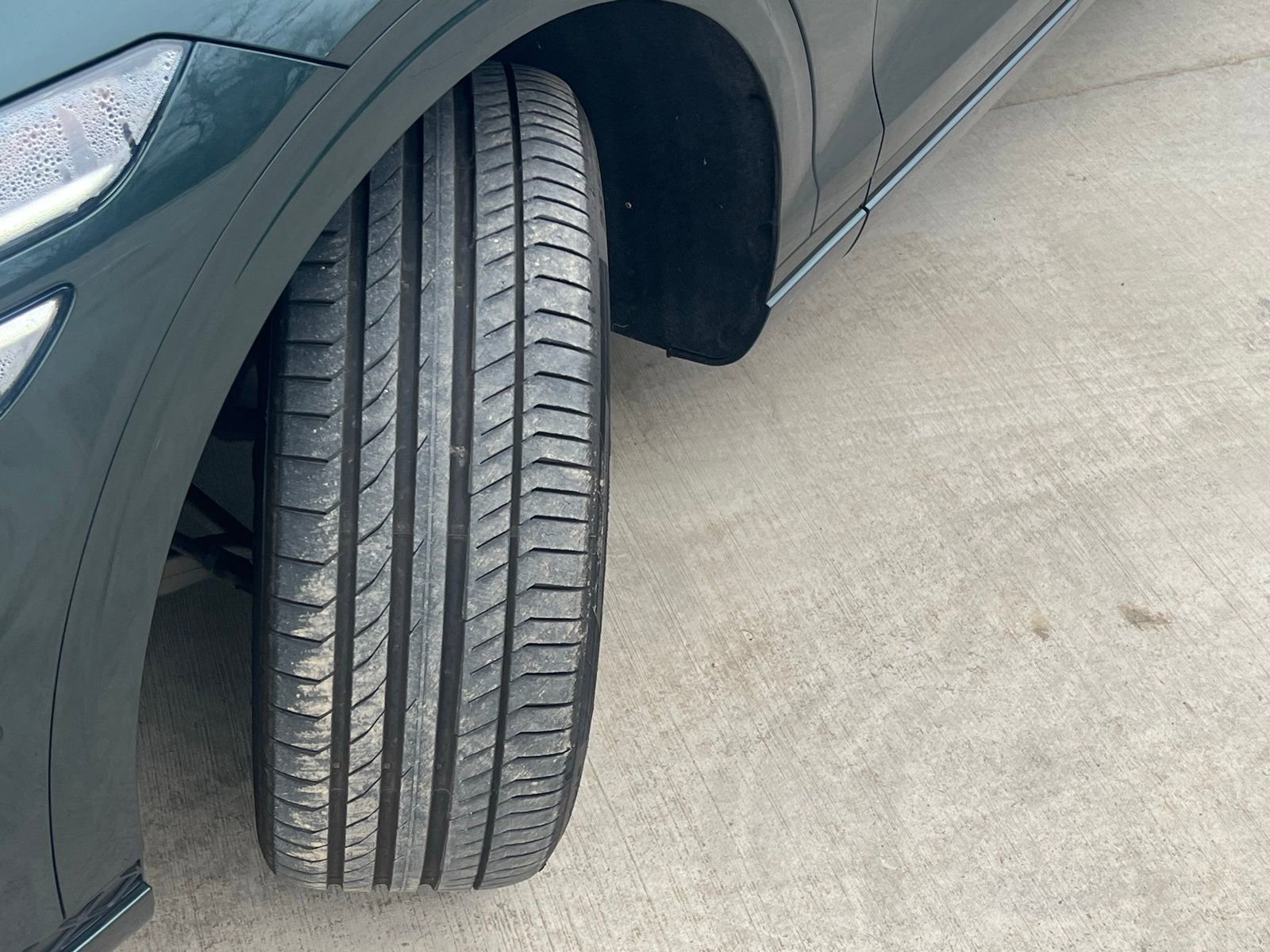 Used 2023 Genesis GV70 3.5T Sport w/ Sport Prestige Package image 9