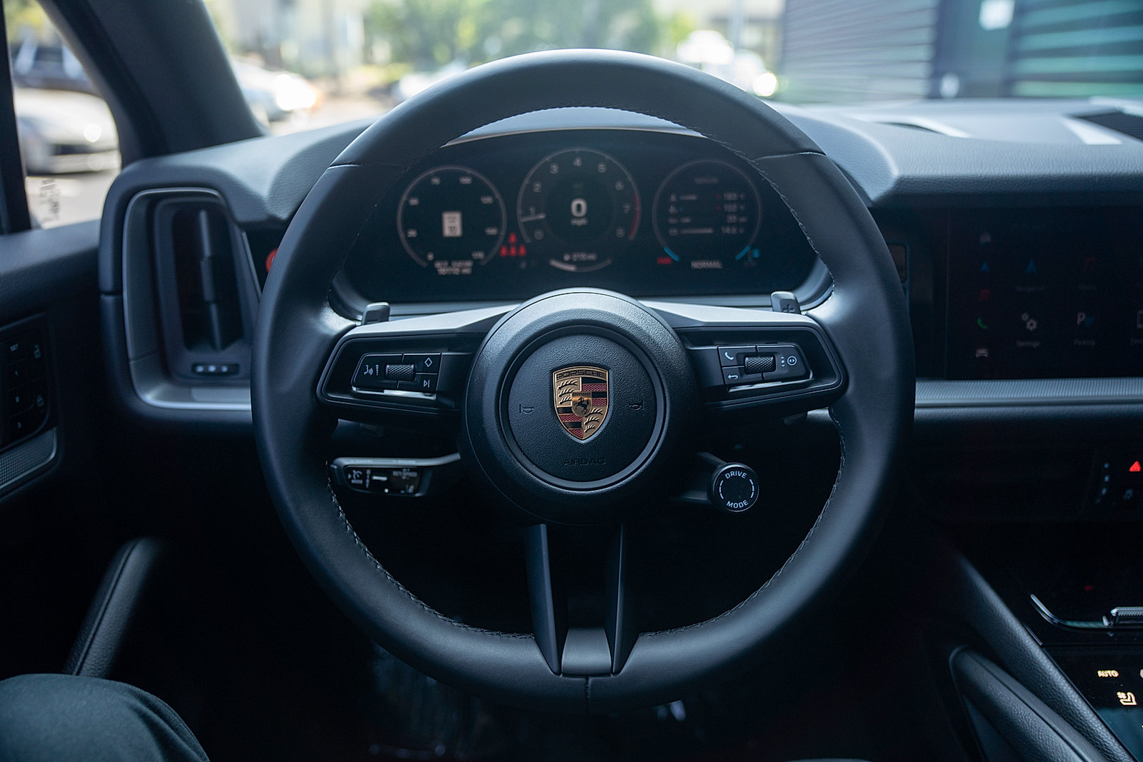 Certified 2025 Porsche Cayenne AWD/4WD image 6