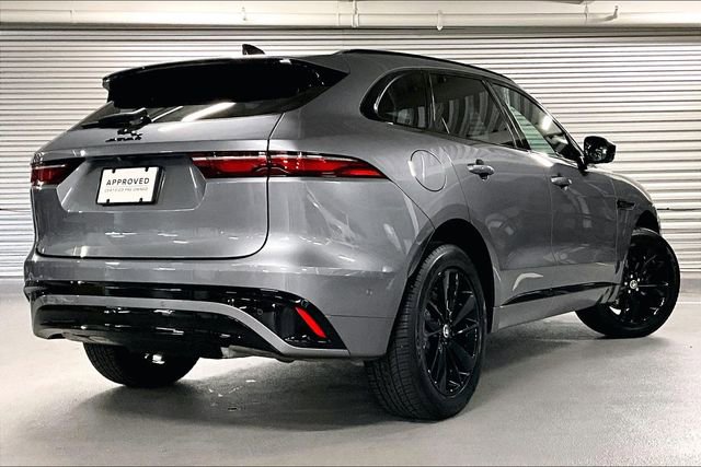 Certified 2025 Jaguar F-PACE R-Dynamic S image 13