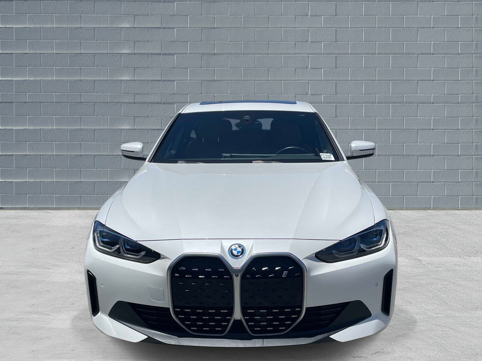 Certified 2023 BMW i4 eDrive40 w/ Premium Package RWD image 2
