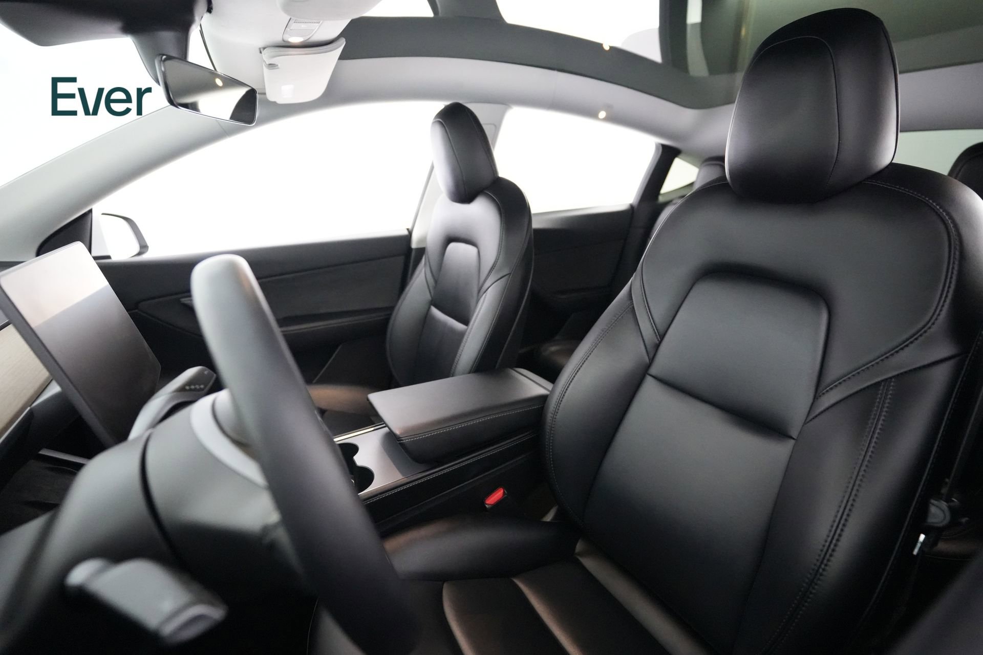 Used 2021 Tesla Model Y Long Range AWD/4WD image 4