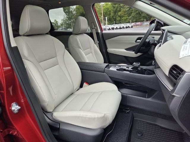 New 2027 Nissan Rogue SV FWD image 13
