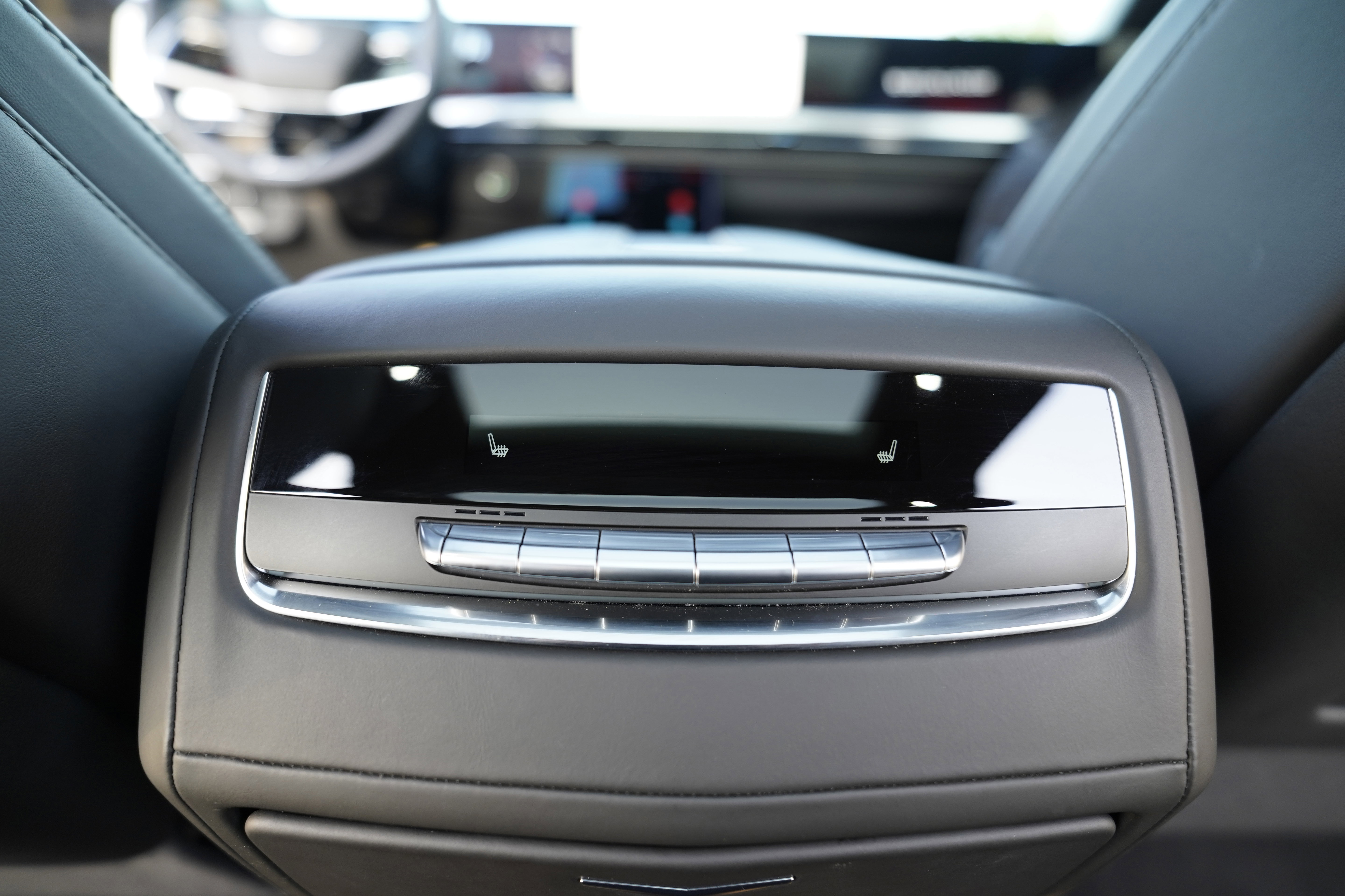 Used 2025 Cadillac Escalade V w/ LPO, Floor Liner Package image 21