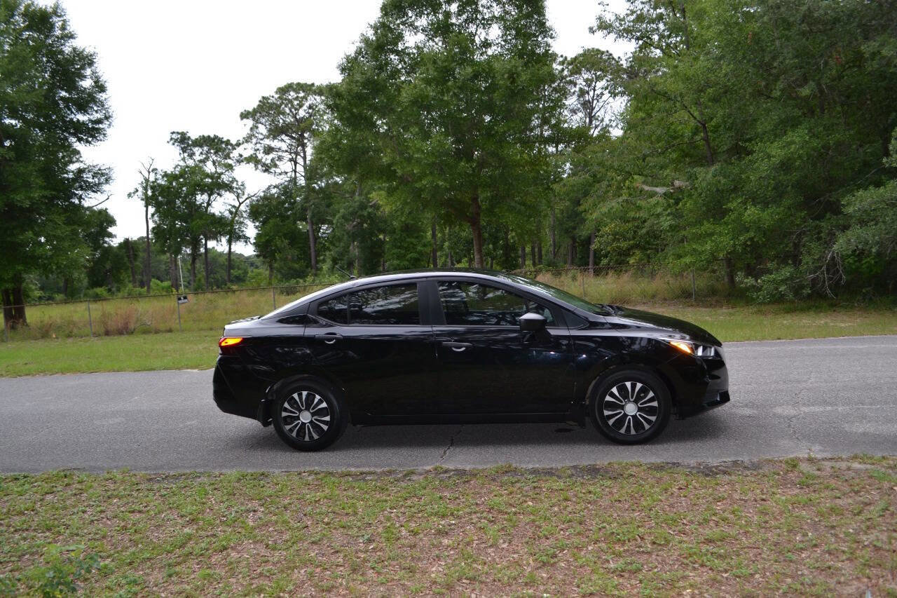 Used 2020 Nissan Versa S image 5