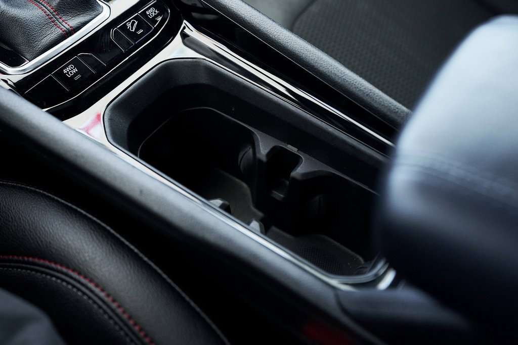 Used 2024 Jeep Compass Trailhawk image 43