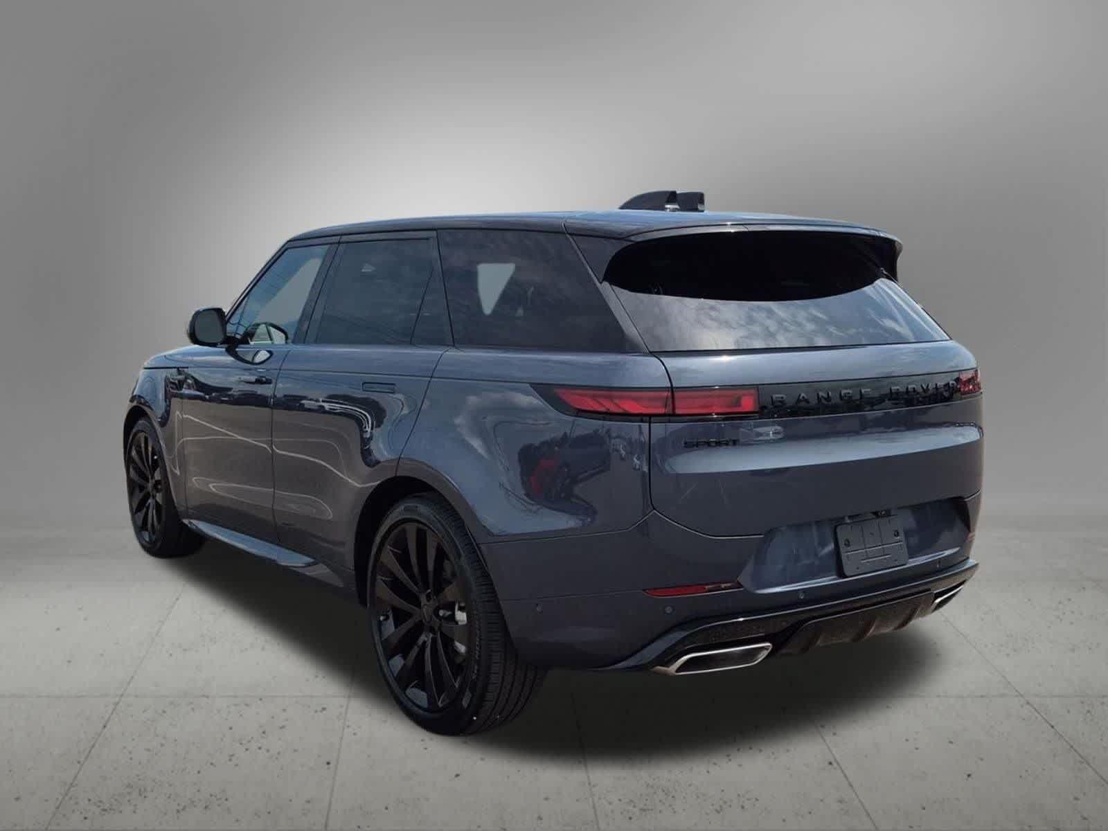 New 2026 Land Rover Range Rover Sport Dynamic SE AWD/4WD image 4