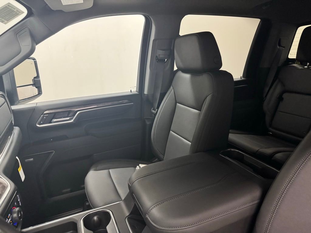 New 2025 Chevrolet Silverado 2500 LTZ w/ LTZ Convenience Package image 29